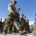 Amerika rasporedila stotine vojnika u Venecueli