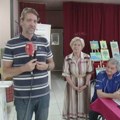 Druženje i aktivnosti za starije Kragujevčane: Gradonačelnik posetio „Kutak za kvalitetnije starenje