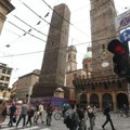 Kosi toranj u Bolonji, visok 47 metara, mogao bi da se sruši