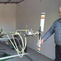 Autolimar Ljubiša (72) sam napravio helikopter: Ima sedište "fiće", motor "citroena", a evo koliko vredi