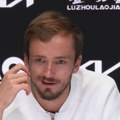 Daniil Medvedev u retro izdanju: Šokirao fanove neočekivanim potezom! (FOTO+VIDEO)