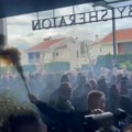 Nemiri u Prištini: Vetarni OVK zapalili baklje, otkazana konferencija tužiteljke