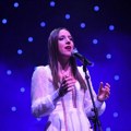 Isplivala prošlost danice Crnogorčević! Ovako je smerna pevačica nekad izgledala, a onda je započela muzičku karijeru i…