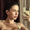 Pevačica koja je izgubila muža objavila selfi iz spavaće sobe, na sebi samo mini bikini! Svi u šoku kako izgleda: Imam 30 i…