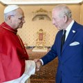 Britanski kralj se molio Bogu zajedno sa rimskim papom