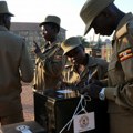 Uganda na mesec dana zatvorila granicu sa susednom DR Kongo da bi ograničila širenje ebole