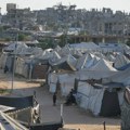 Nove muke Palestinaca: Raseljene porodice u Gazi suočavaju se sa zmijama i glodarima u šatorima