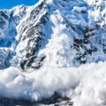 Jedanaest planinara poginulo na Kavkazu, snimak lavine je jeziv: Traga se za nestalima