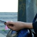 Digitalno nasilje nad devojkama u porastu — zašto žrtve ćute i ne prijavljuju pretnje