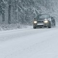 Vozači oprez ako idete u region! Na putevima čekaju duže od pola sata, kolaps zbog snega - ovo su najrizičnije deonice!
