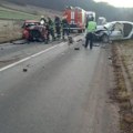 Teška saobraćajna nesreća kod Šapca: Velika materijalna šteta, zaustavljen saobraćaj (foto)