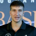Bogdan Bogdanović ljubio je ćerku košarkaškog asa Krili su se godinama, a jedini svedok ljubavi bio je on