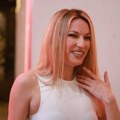 "On uopšte ne sluša moje pesme": Rada Manojlović na ivici suza govorila o svom ocu