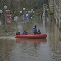 Poplave parališu Francusku: Reke se izlivaju, hiljade ljudi evakuisano