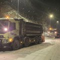Sedam kamiona aktivirano na Zlatiboru! Sneg veje, putevi prohodni - evo gde se sve zabelelo (video)