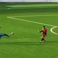Цео свет гледа и смеје се: Фудбалер у трансу славио гол који уопште није постигнут (видео)