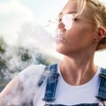 Koliko je para iz elektronskih cigareta štetna: "Izaziva stres i trajna oštećenja ćelija pluća"