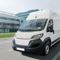 Vozači, oprez - ako vidite ovo vozilo samo se sklonite: Izgleda kao običan beli kombi, a može vas skupo koštati