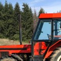 Tragedija u Italiji: Devojka (22) poginula, ujak vozio traktor koji se prevrnuo