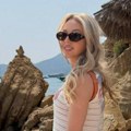 Pričali da je ružna i da ne liči na ostatak porodice Tramp: Najmlađa Donaldova ćerka šokirala fotkama u kupaćem