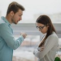 Psiholozi otkrili da jedna rečenicu može da zaustavi svađu pre nego što stvari izmakne kontroli