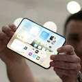 Novi direktor Epla predstavio najnoviju liniju iPhona, uključujući sklopivi Duo