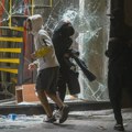 Haos na ulicama Barselone: Uhapšeno 100 demonstranata, četvrtina maloletna