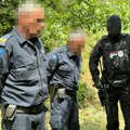 Trojica kosovskih policajaca predati na Merdaru prištinskim vlastima (video)