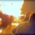 Stravični snimci: Broj povređenih u Rumuniji raste, jedna osoba preminula, a strahuje se od treće eksplozije (video)