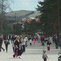 U planinskim centrima za Sretenje rezervisano više od 80 odsto kapaciteta, Zlatibor krcat, Zlatar se preporodio