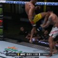 Albanac nokautiran na UFC debiju: Brazilac udarcem godine „uspavao kralja lavova“ VIDEO