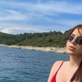 Čolina ćerka izbegava ove namirnice: Una Čolić nikada ne drži dijete, a na plaži se svi okreću za njom: U ovome je tajna