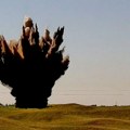 Zemlja leti desetinama metara uvis: Ovako su uništili bombu iz Beograda na vodi