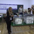 (Foto) lokalni izbori na KiM: Veća izlaznost u srpskim sredinama, ukupno 39 odsto birača glasalo