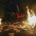 FOTO Haos na ulicama Tirane: Žestoki sukobi studenata i policije, letele kamenice, ima povređenih i uhapšenih