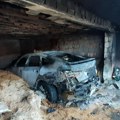"Svi smo spavali, kada se čula jaka detonacija": Drama u Prokuplju, automobil potpuno izgoreo - kamera snimila muškarca…