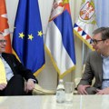 Vučić primio ambasadore Kanade i Švajcarske u oproštajnu posetu (foto)