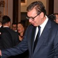 Vučić u Pragu na bezbednosnom forumu, razgovarao sa Ursulom fon der Lajen