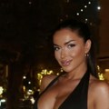 Teodora Džehverović u šokantnom izdanju! Silikoni se naziru, lanci vise, nema šta da se sakrije (foto)