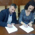 Bračni par iz Vranja dobio sredstva za kupovinu seoske kuće sa okućnicom