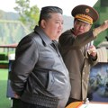 Kim Džong Un obišao memorijal u Pjongjangu: Ovo su džinovske skulpture vojnika poginulih u Ukrajini