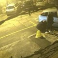 Zapanjujući snimak u gluvo doba noći kod Botaničke bašte: Pogledajte šta rade ova dva "gospodina", ljudi pobesneli u…