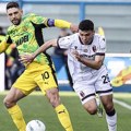 Fudbaleri Bolonje pobedili Sasuolo, Piza nadigrala Kaljari u Seriji A