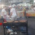 Nije oboren rekord: Najveća pljeskavica iz ruke ove godine težila 6 kilograma, ali pukotine presudile