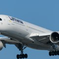 Drama iznad bih: Lufthanzinom avionu otkazao motor: Posada proglasila vanredno stanje, letelica prinudno sletela u Zagreb
