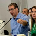 Predsednik Vučić posle osam sati završio razgovor sa građanima u Ljuboviji