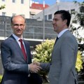 Premijer Macut sa gradonačelnikom Niša Pavlovićem: Razgovor o daljem razvoju grada i podršci Vlade infrastukturnim projektima…
