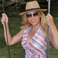 "Dobar batak imaš": Irina Vukotić otkida kad se skine: Malena haljinica umalo sve pokazala, a komentari pljušte