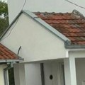 Takozvana kosovska policija cepala plakate sa srpskom trobojkom u Kosovskom Pomoravlju