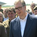 "Ubačeno je 60.000 listića", Vučić o predlozima koje su ostavili učesnici jučerašnjeg skupa: "Mnogo toga ima da se nauči od…